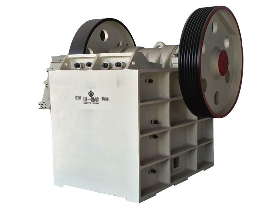 大塊物料的初次破碎需要什么破碎機(jī)設(shè)備